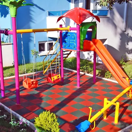 מלון Kleopatra Ramira 4*