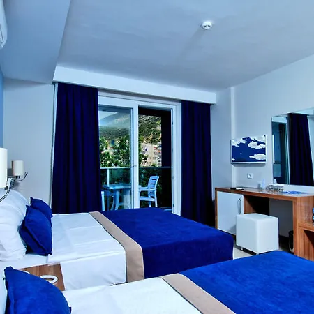 מלון Kleopatra Ramira