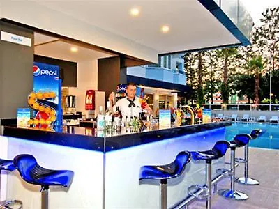 Kleopatra Ramira אלאניה