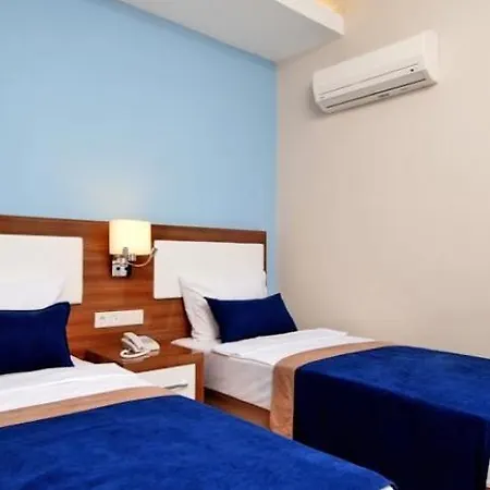 Otel Kleopatra Ramira 4*