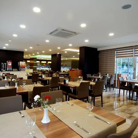 Kleopatra Ramira Hotel