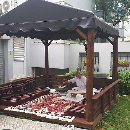 Kleopatra Ramira Отель