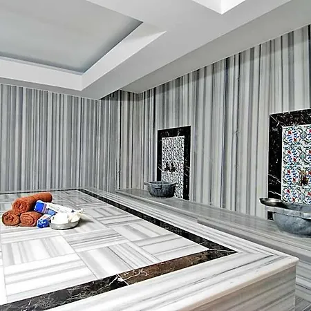 Kleopatra Ramira Hotell 4*