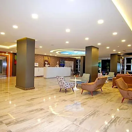 Kleopatra Ramira Hotell 4*
