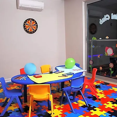 Kleopatra Ramira Hotel 4*