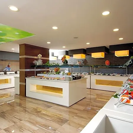 Kleopatra Ramira 4* Alanya