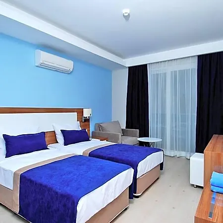 Kleopatra Ramira Hotel 4*