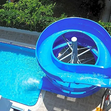 Kleopatra Ramira Alanya