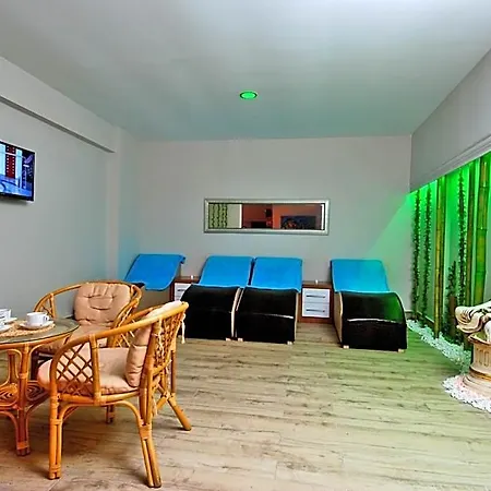 Kleopatra Ramira Hotel
