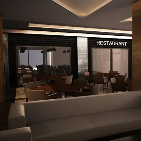 Hotel Kleopatra Ramira 4*