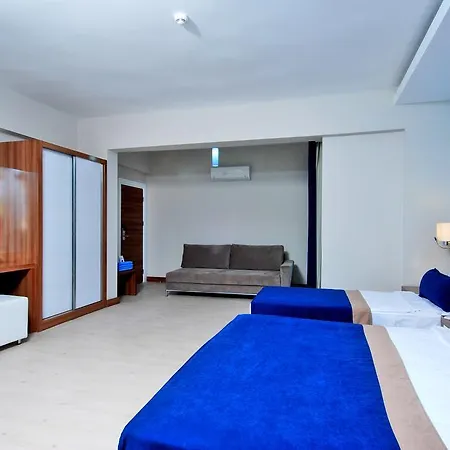 Kleopatra Ramira Hotel 4*