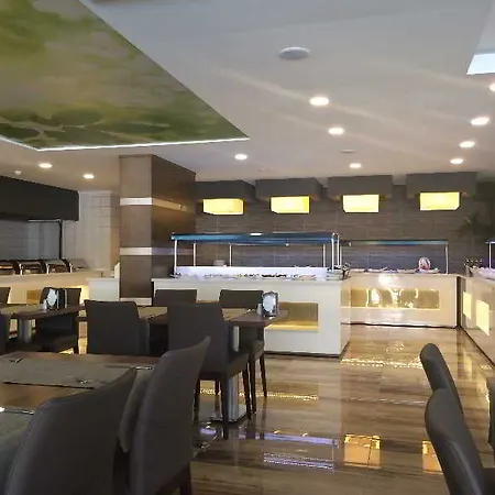 Hotell Kleopatra Ramira 4*