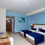 Kleopatra Ramira فندق