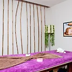 Kleopatra Ramira فندق